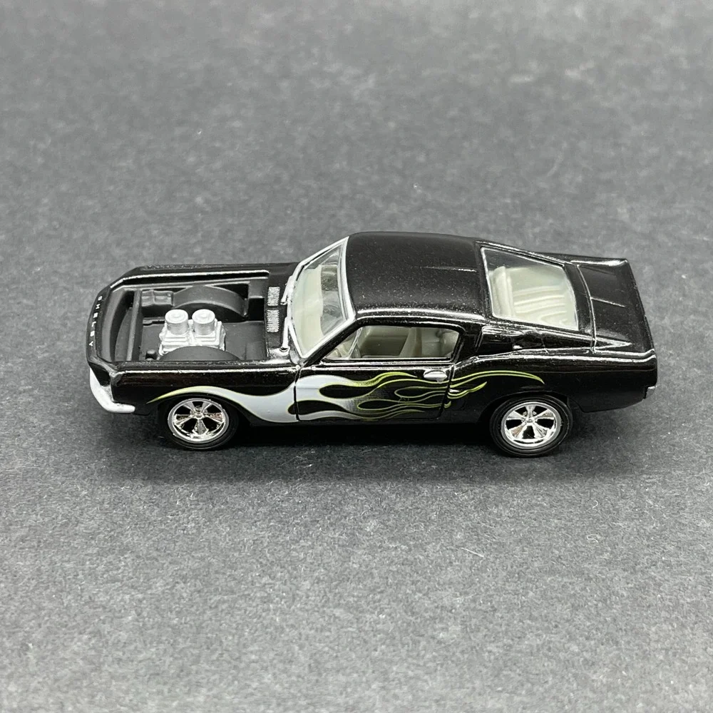 Johnny Lightning 1968 '68 Shelby‎ GT500 Car Metallic Black Flames Diecast 1/64